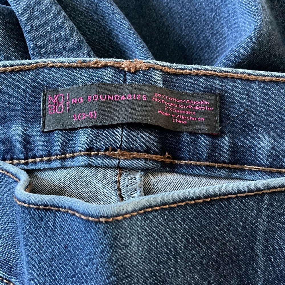 No Boundaries Blue Flare Jeans waist 14” length 39” from waist down. SIZE S(3-5) - Picture 3 of 6